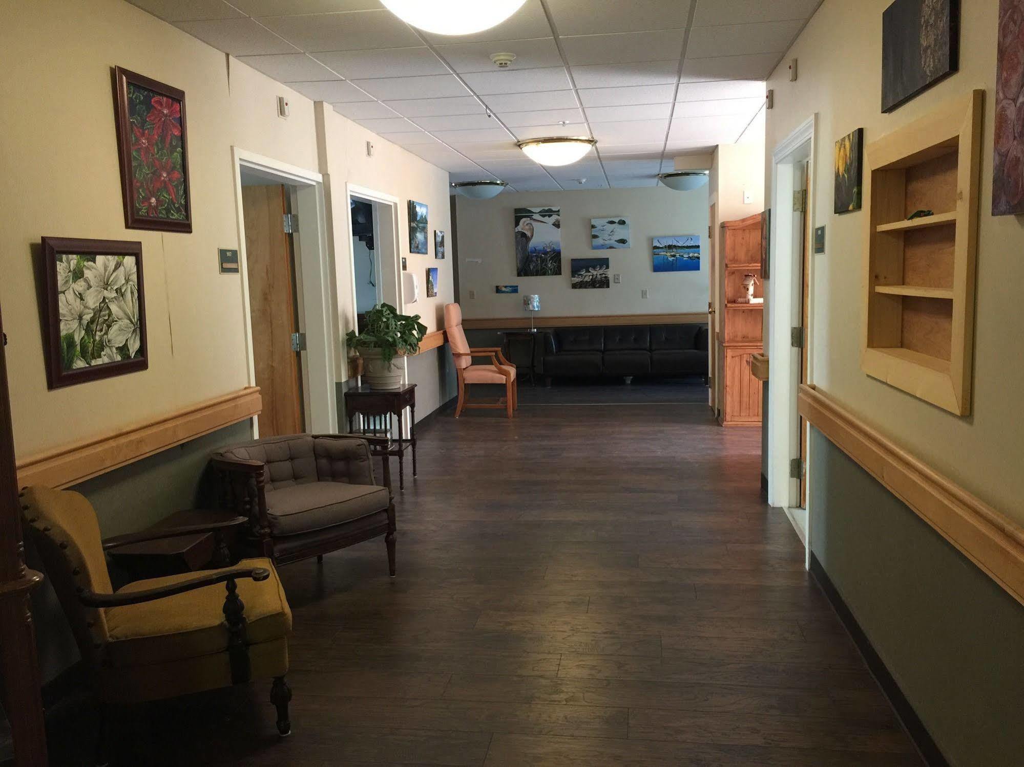 The Sanctuary Inn And Art Gallery Ellsworth Exterior photo